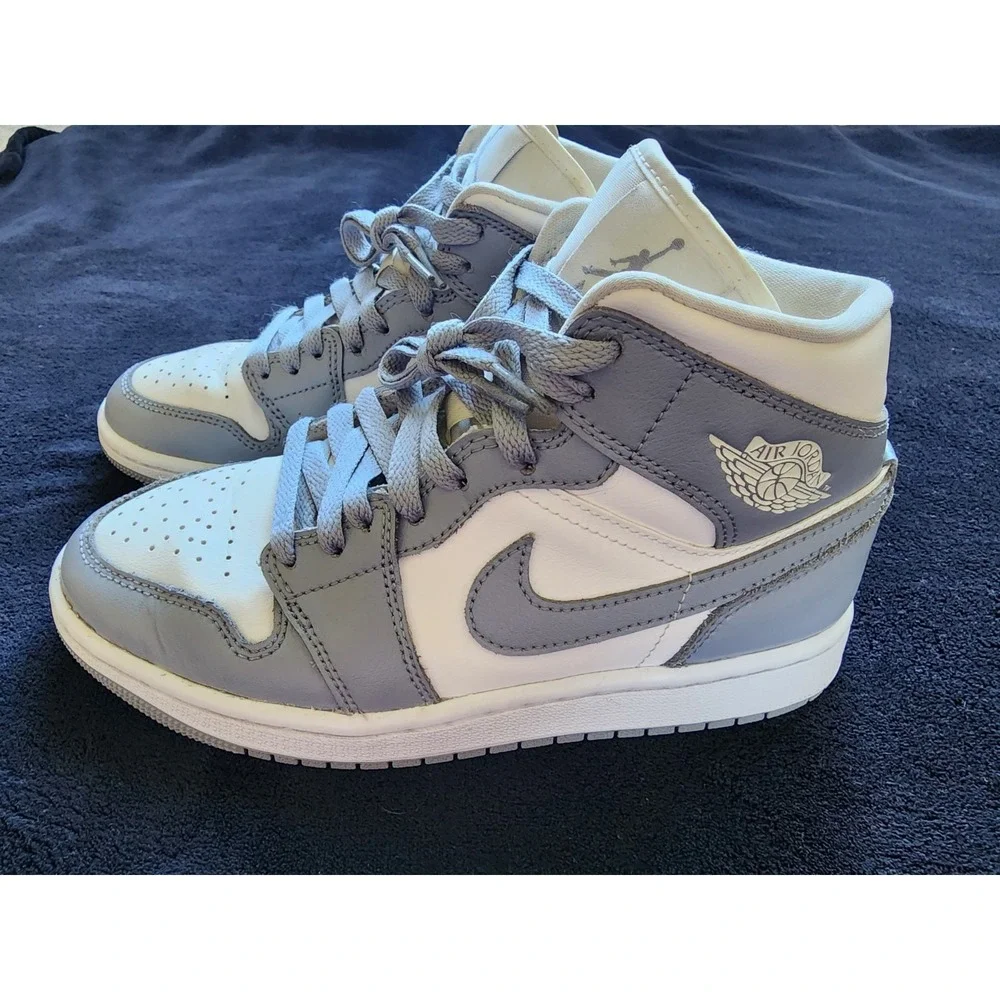 Nike Air Jordan 1 Mid Stealth White Grey BQ6472-115 Womens 6.5 Sneaker